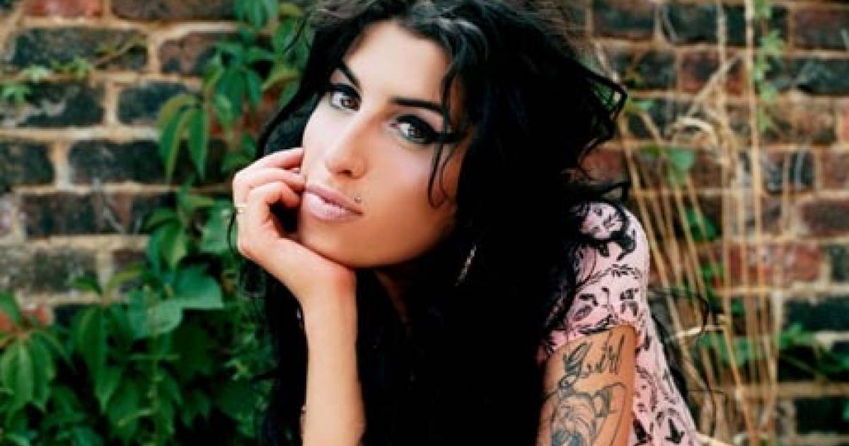 33 images of Amy Winehouse on what would've been her 33rd birthday