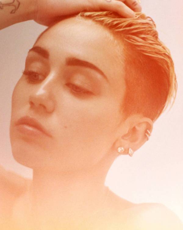 600px x 751px - Miley Cyrus is a sadly deluded rebel without a clue on Bangerz | Georgia  Straight Vancouver's News & Entertainment Weekly