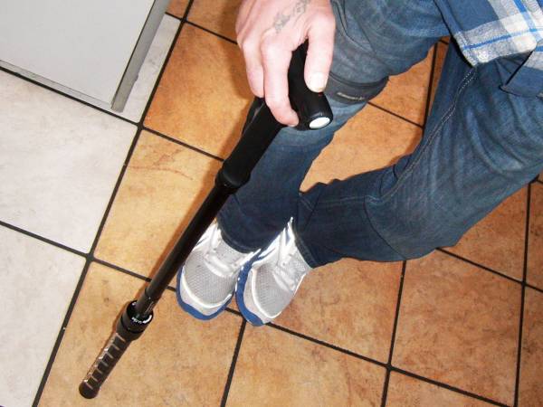 ZAP™ Covert Rechargeable LED Stun Gun Walking Cane 1M - The Home Security  Superstore